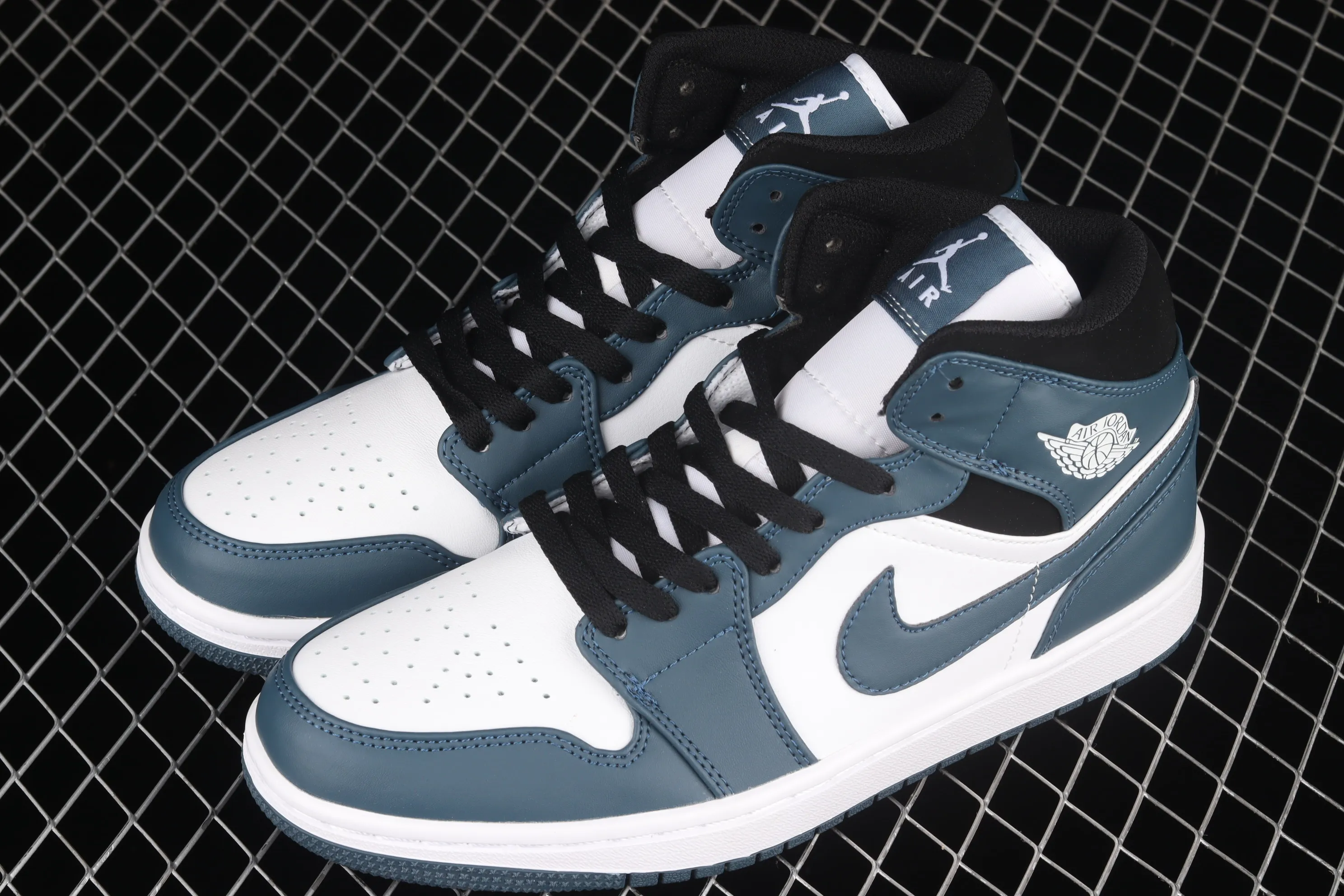 All categories Air Jordan Jordan series basketball shoes Air Jordan 1 Mid Air Jordan 1 Mid "Dark Teal" AJ1 Qiao 1 Qinglan Zhongbang basketball shoes 554724-411